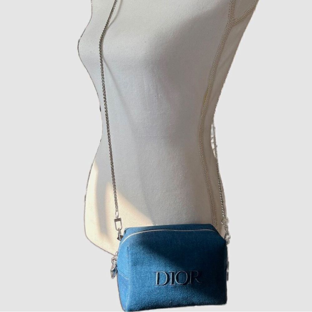 Dior   - Picture 5 of 10